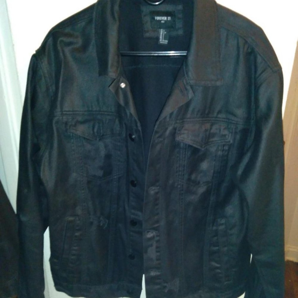 Forever 21 mens L black distressed coated jacket